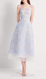 A-LINE SQUARE NECK EMBROIDERED LACE MIDI DRESS IN BLUE