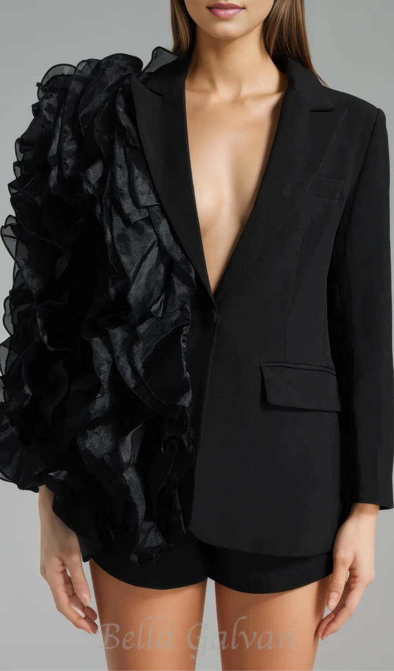 Patchwork Ruffles Chic Blazer in black