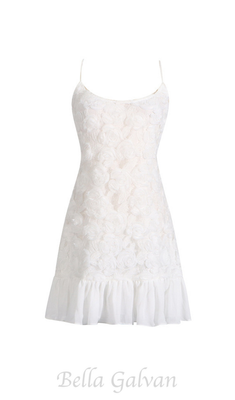 FLORAL APPLIQUÉ PLEATED HEM MINI DRESS IN WHITE