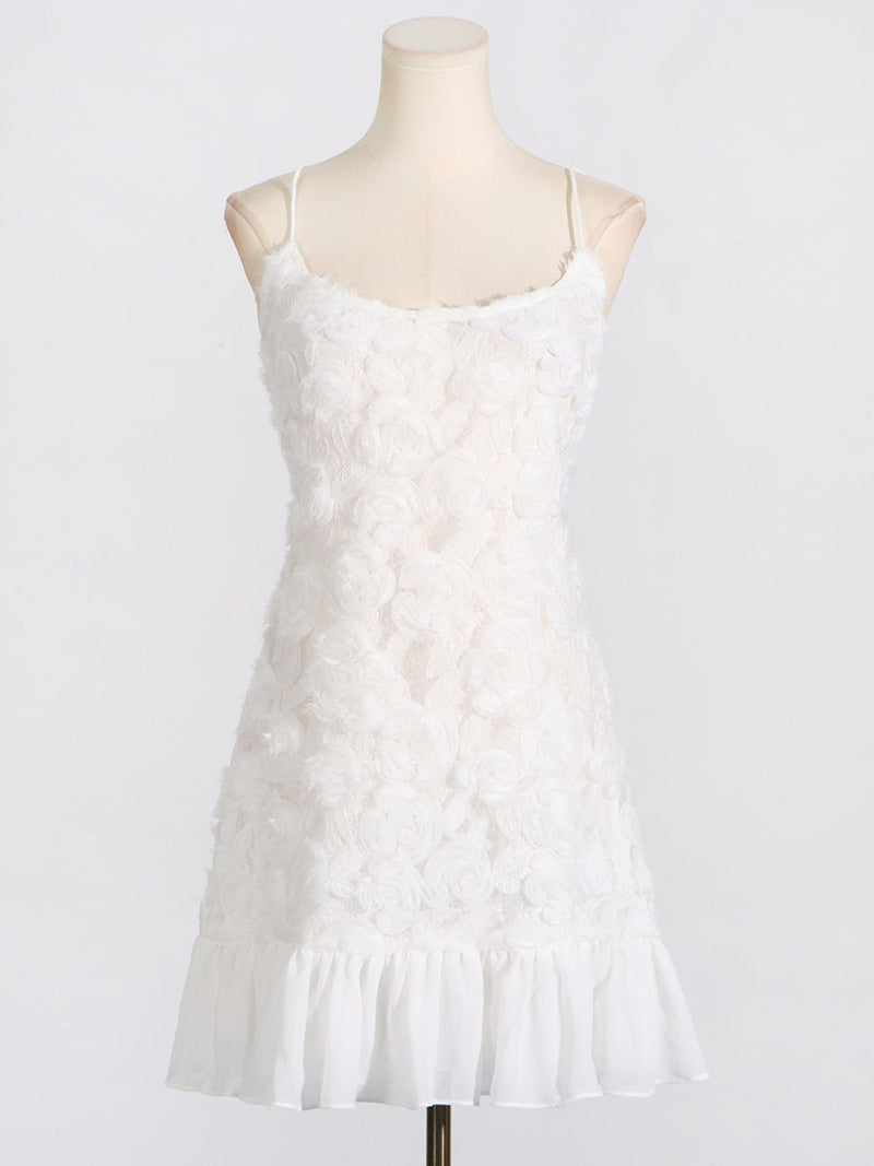 FLORAL APPLIQUÉ PLEATED HEM MINI DRESS IN WHITE