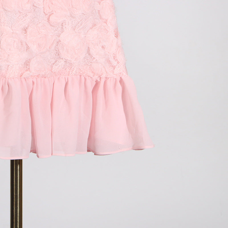 FLORAL APPLIQUÉ PLEATED HEM MINI DRESS IN PINK