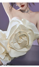 BEIGE FLOWER STRAPLESS BIND MINI DRESS