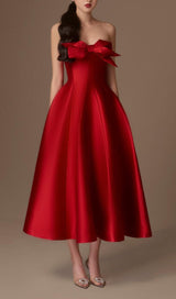 RED FLARED SEMI-HEART NECK TAFFETA MIDI DRESS