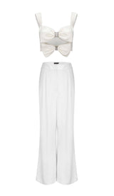 BOW-EMBELLISHED TWO-PIECE SUIT IN WHITE DRESS STYLE OF CB 