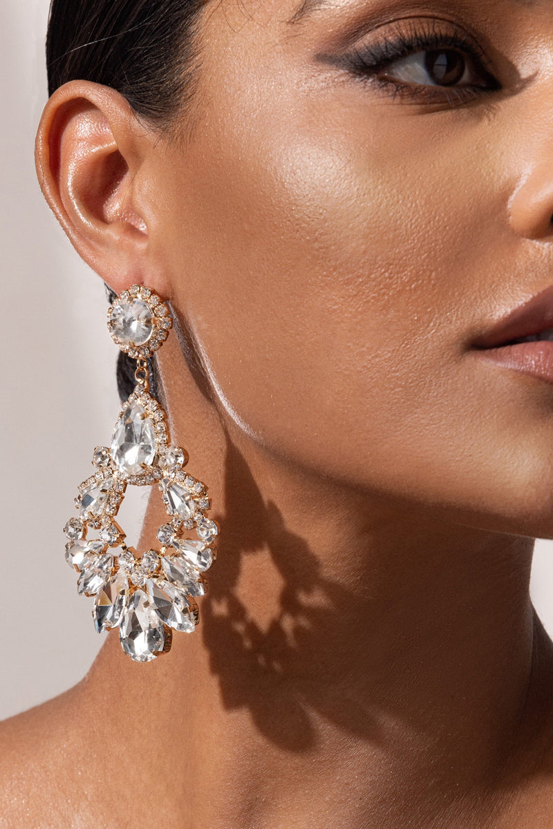 WHITE CRYSTAL CHANDELIER DROP EARRINGS