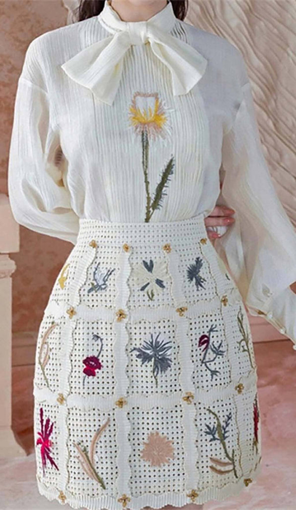 LANTERN SLEEVE EMBROIDERY TWO PIECE SET IN WHITE DRESS STYLE OF CB 