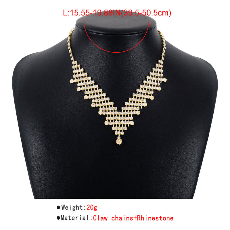 GOLD RHINESTONE V-SHAPED NECKLACE