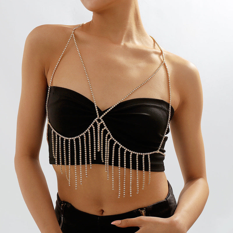 TASSEL AND DIAMOND CHEST CHAIN IN GOLD