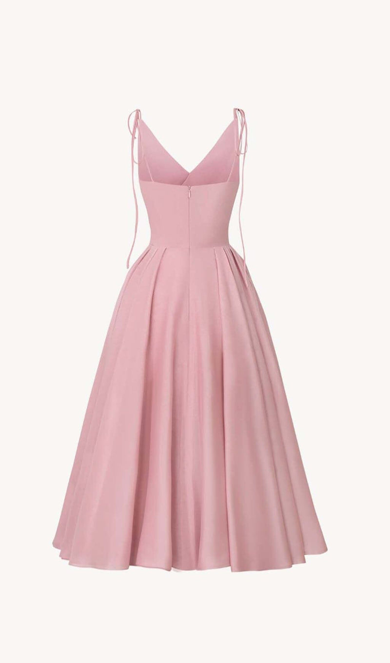 PLEATED FLARE BOTTOMING MIDI DRESS IN PINK DRESS STYLE OF CB