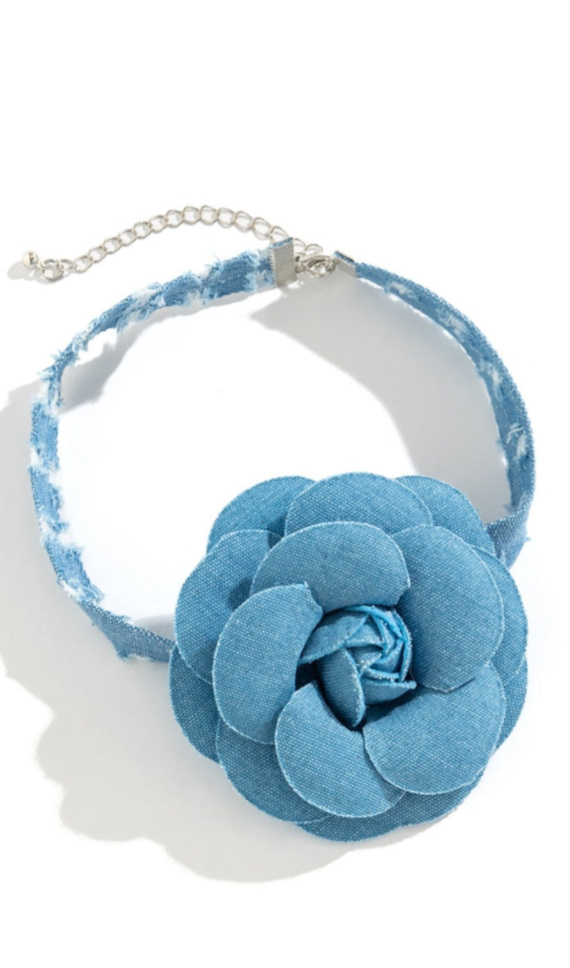 BLUE FLOWER CHOKER